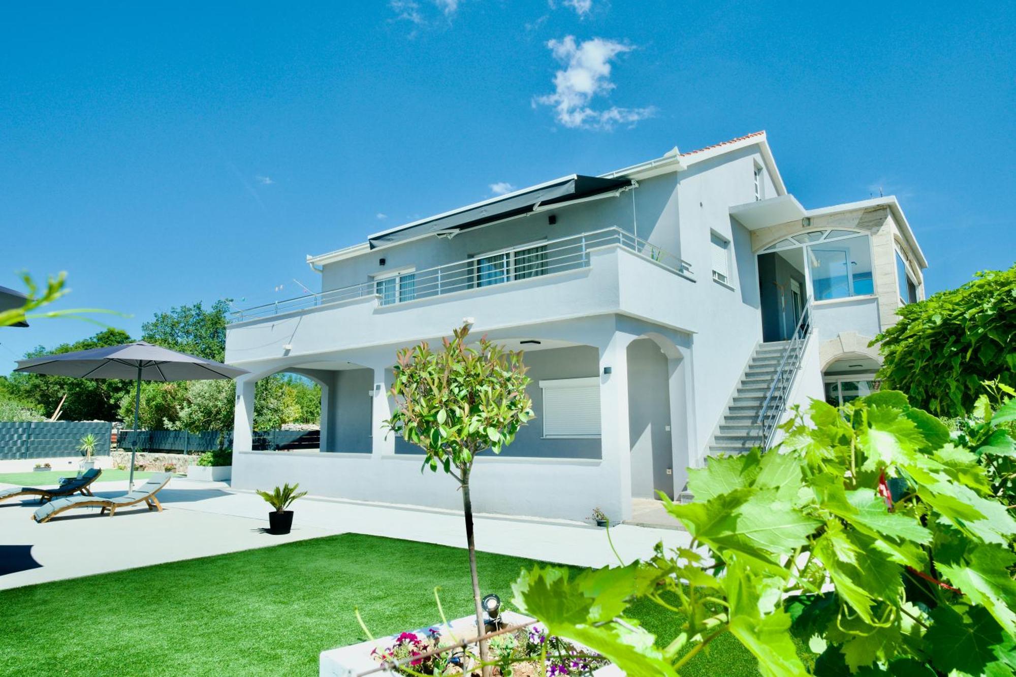 Apartment Lana Bristivica Exteriér fotografie